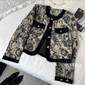 size：XS,brand new with tag